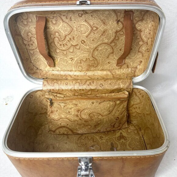 Vintage Sears Featherlite Brown Travel Case with Key Train Case - Picture 4 of 5